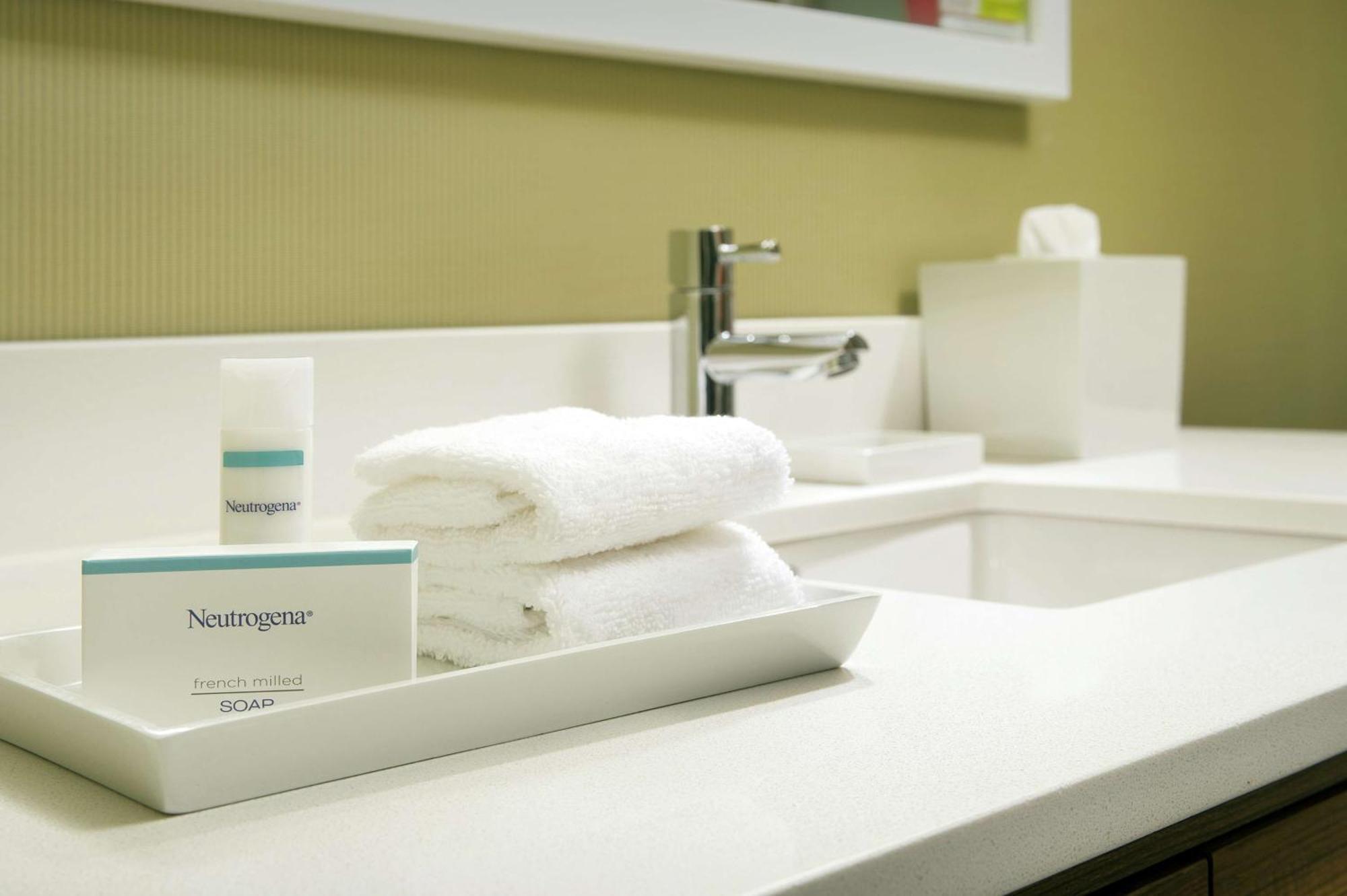 Home2 Suites By Hilton Louisville East Hurstbourne Bagian luar foto
